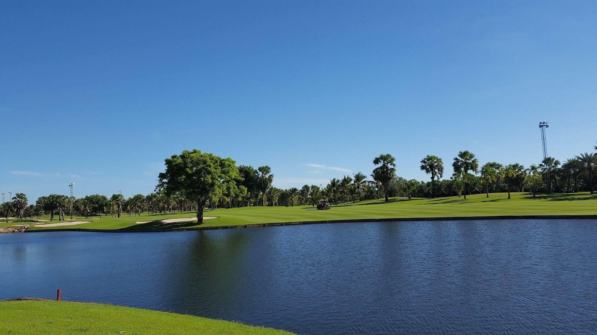 Suwan Golf & Country Club Hotel Nakhon Pathom Luaran gambar